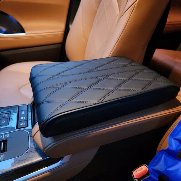 Car Armrest pad Comfortable Armrest Cover (Black, Universal) - Picture 2 of 8